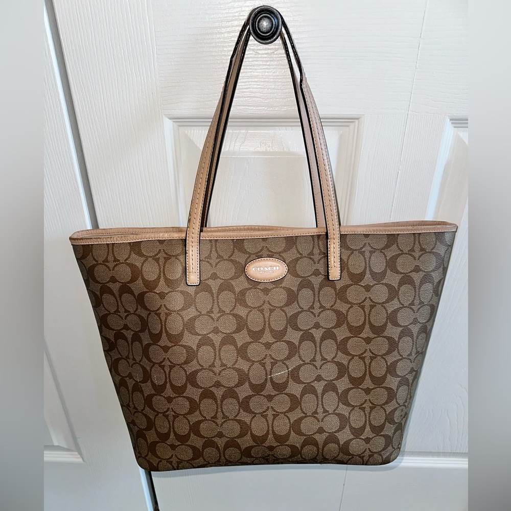 CLASSIC Coach Brown Signature Tote Bag